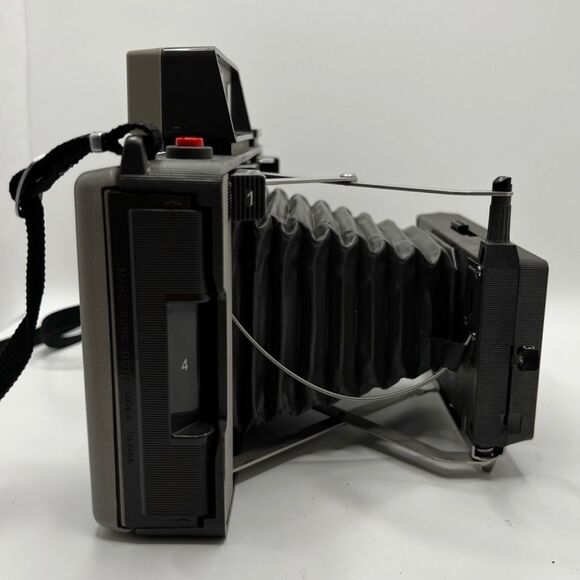 Polaroid Model 420 Vintage Instant Film Camera Packfilm - Picture 4 of 15